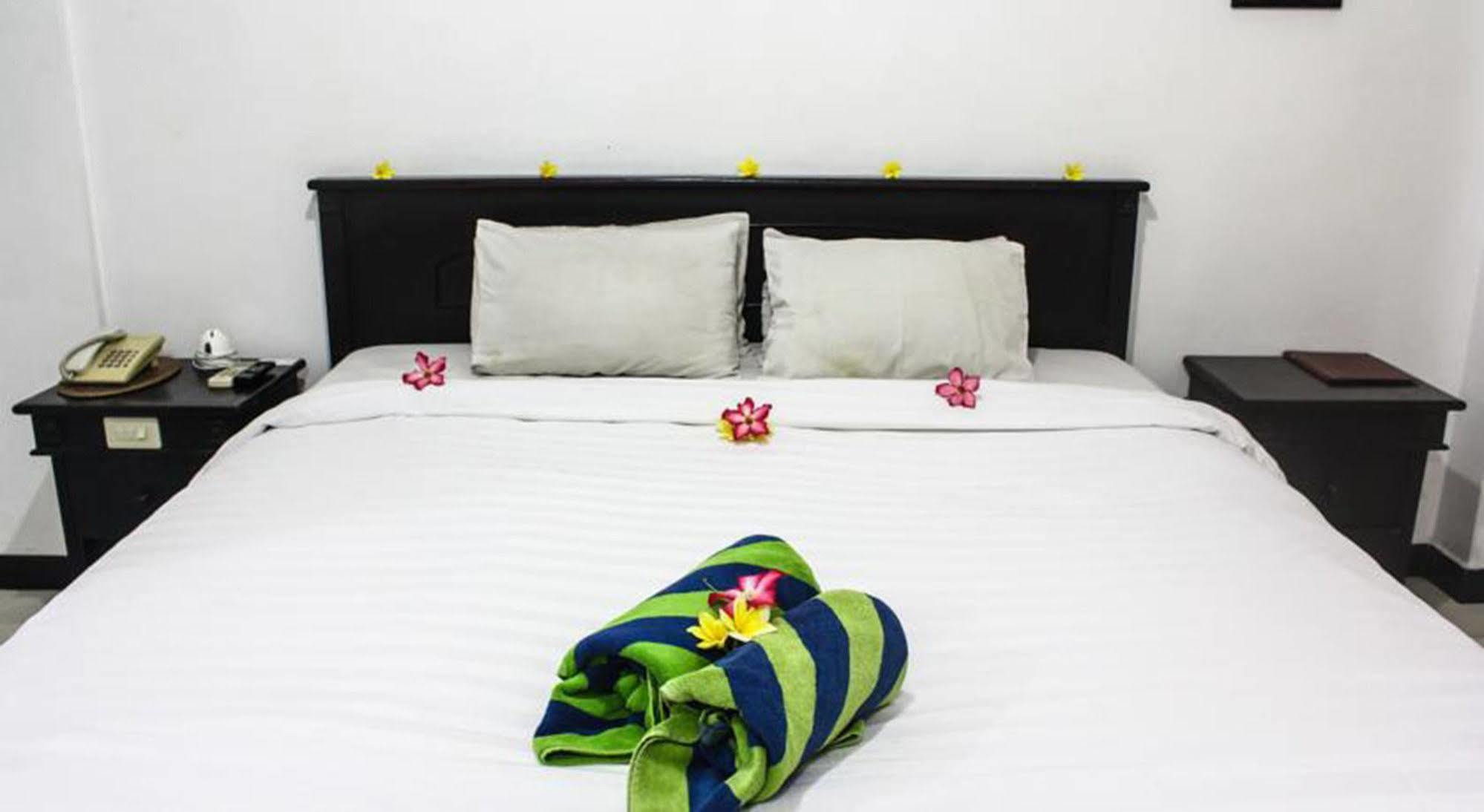 Hotel Puri Tanah Lot Kuta  Luaran gambar