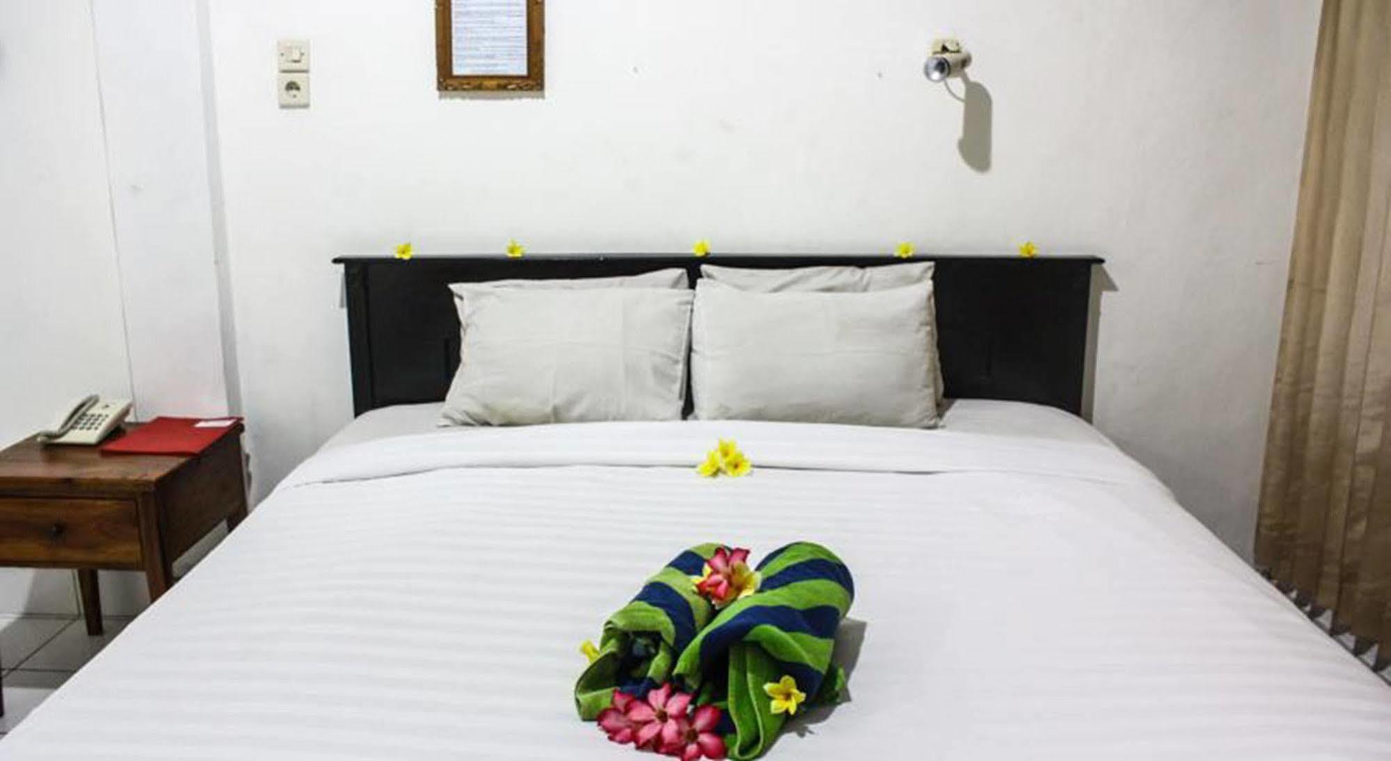 Hotel Puri Tanah Lot Kuta  Luaran gambar