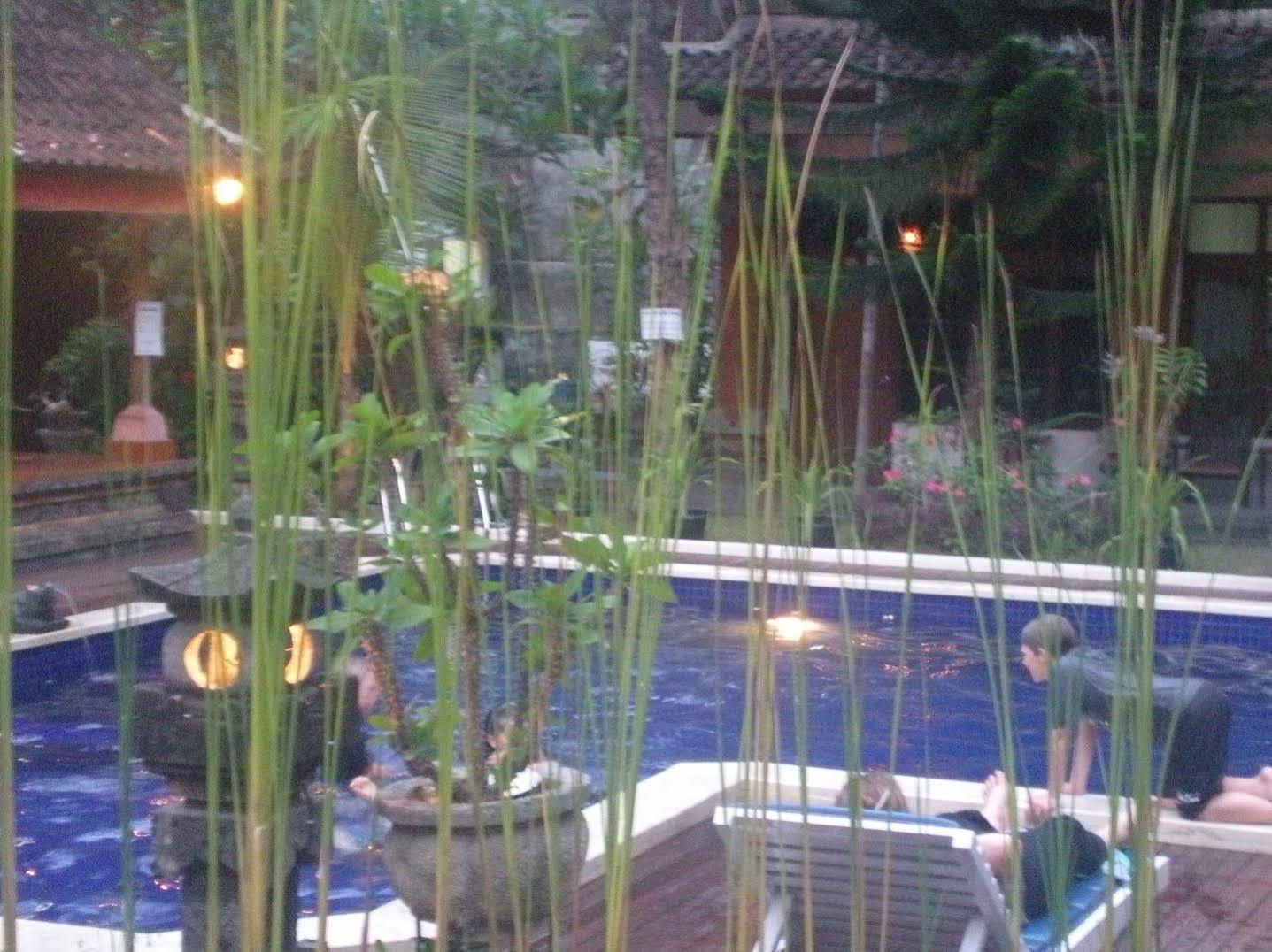 Hotel Puri Tanah Lot Kuta  Luaran gambar