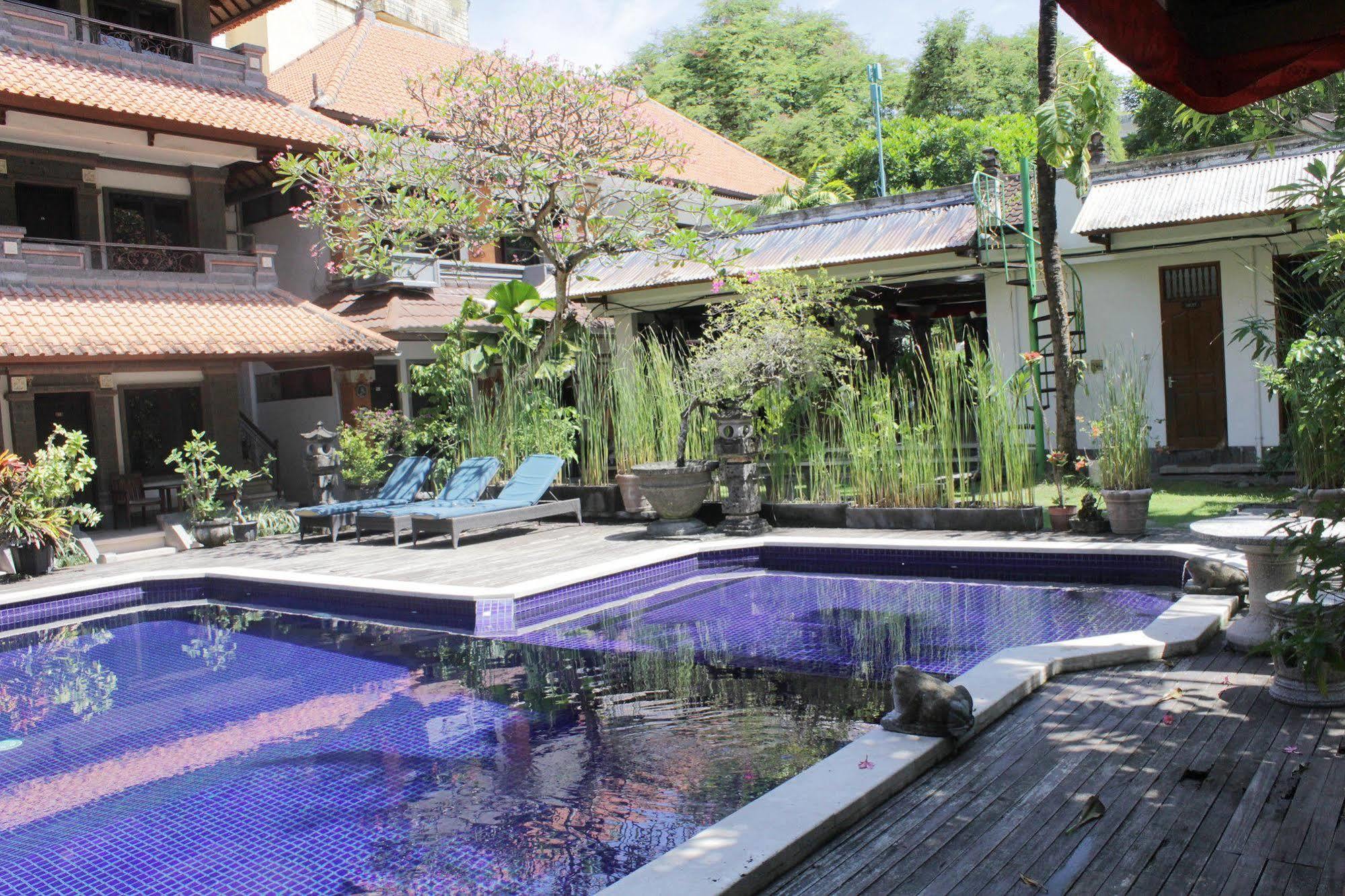 Hotel Puri Tanah Lot Kuta  Luaran gambar