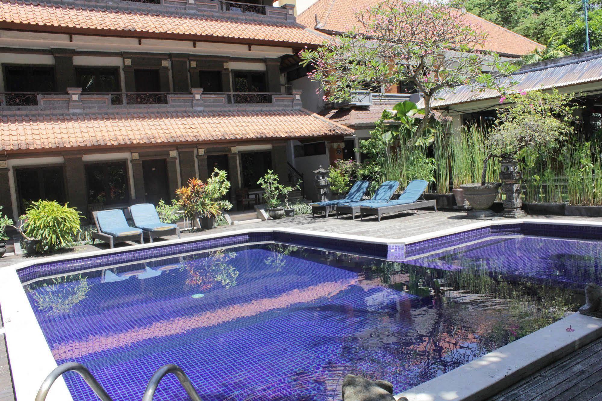 Hotel Puri Tanah Lot Kuta  Luaran gambar